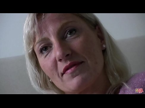 ❤️ La madre che abbiamo tutti scopato ... Signora, si comporti bene! ❌ Video di sesso di qualità al it.sexogolic-info.ru